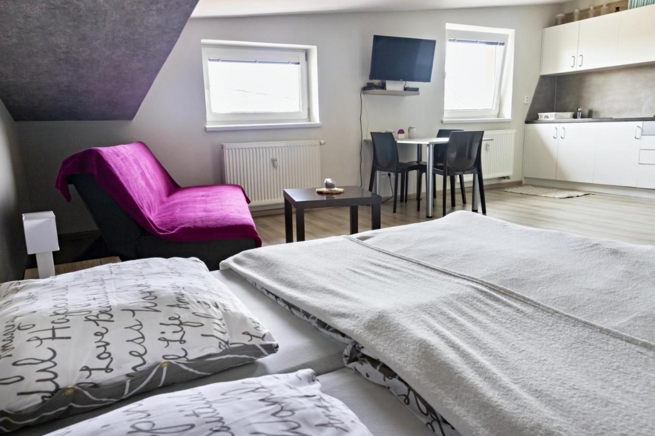 Apartman Theo Вельки-Славков Экстерьер фото